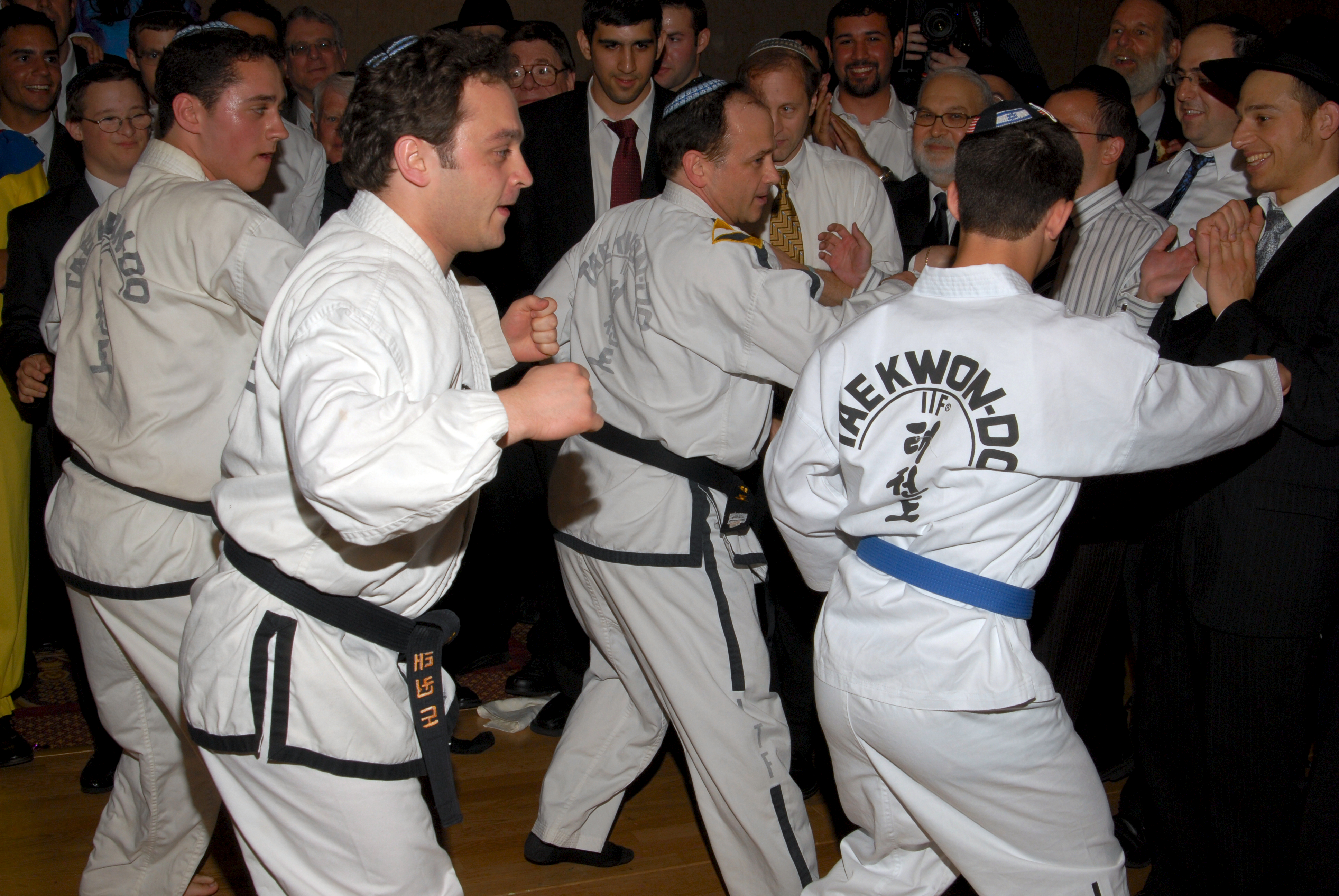 aridivorawedding1225.jpg